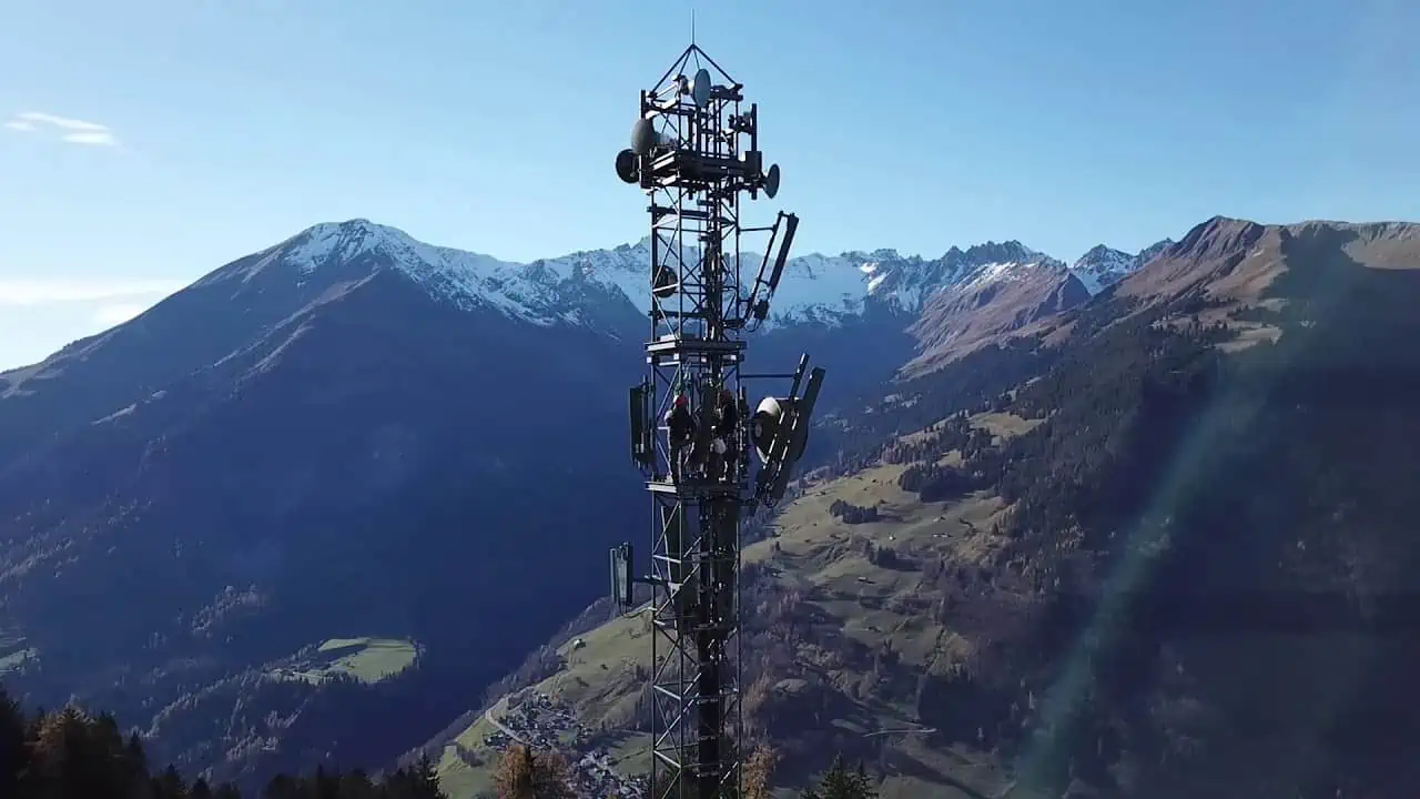 https://fieldengineer.com cell-tower-climbing-heights
